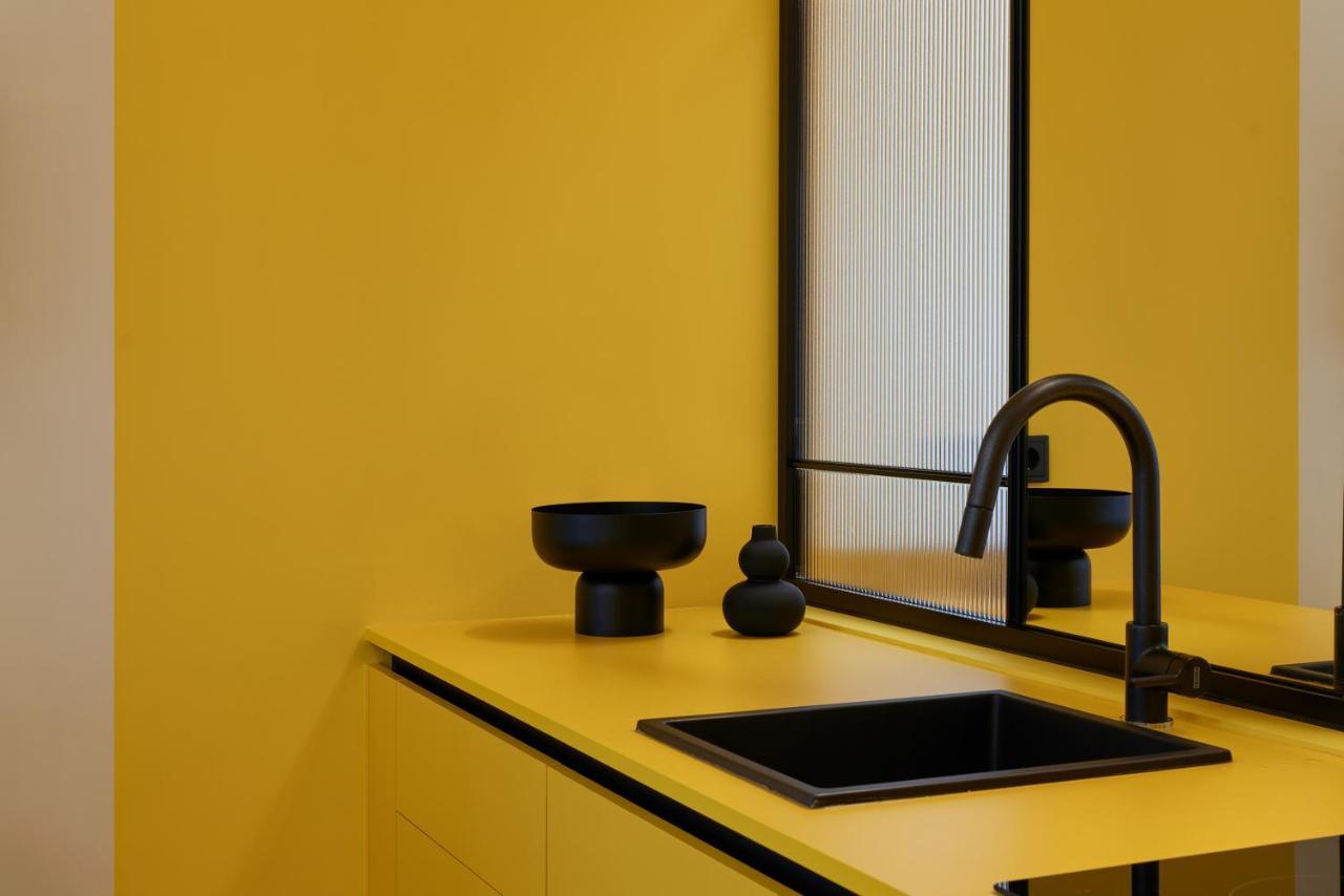 Dwell - Elegant City Stay Atenas Exterior foto